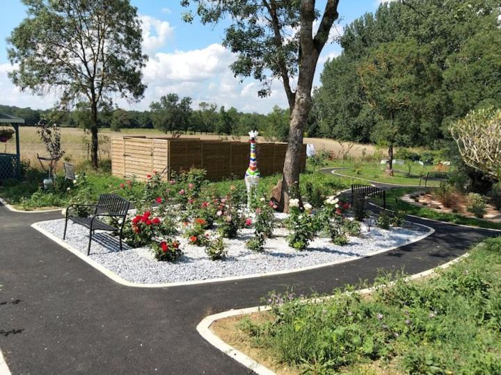 Vila Belle Quercynoise Piscine Jacuzzi Partages Septfonds Exteriér fotografie